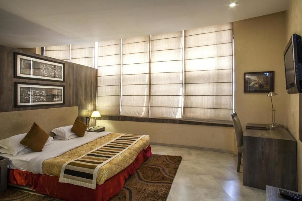 Hotel K C Residency Vaishnodevi Katra  Exterior foto