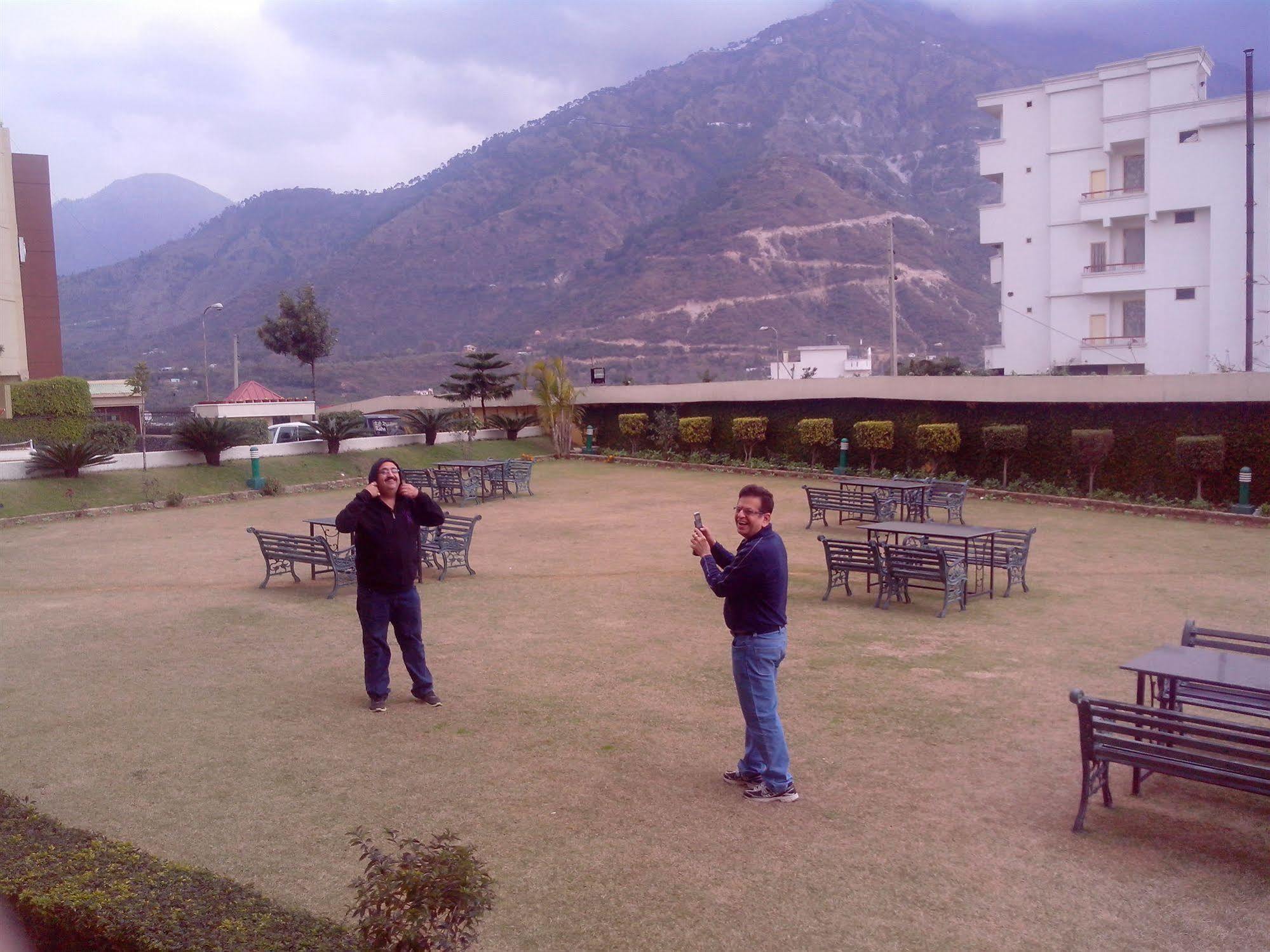 Hotel K C Residency Vaishnodevi Katra  Exterior foto