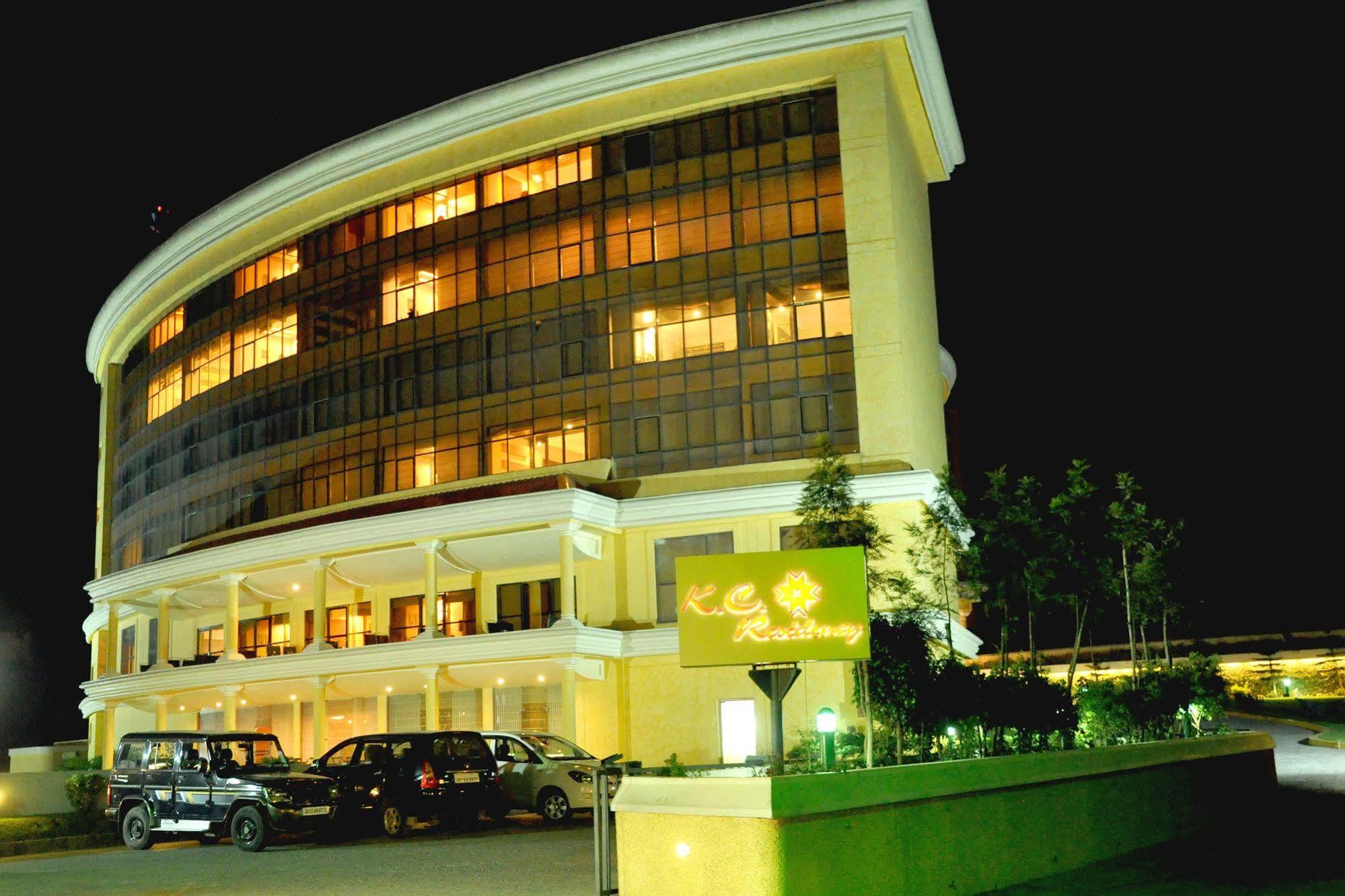 Hotel K C Residency Vaishnodevi Katra  Exterior foto